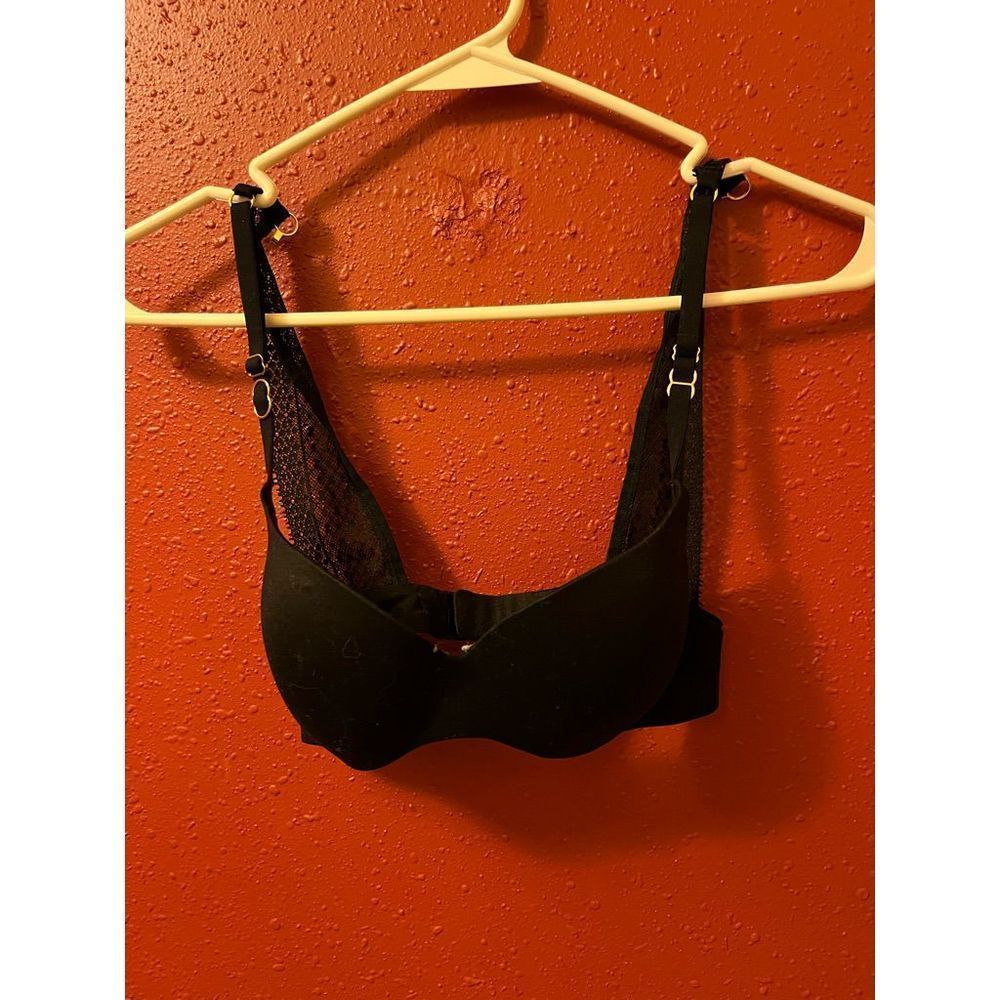 Victoria’s Secret Bra 32B